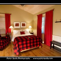 Old County Red Door Cabin